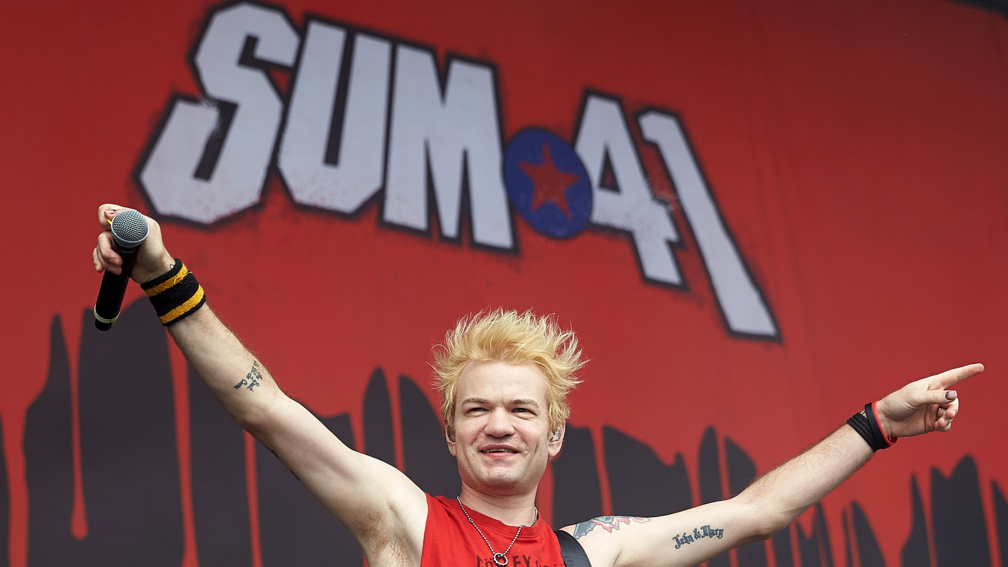 Deryck Whibley lors du passage de Sum 41 au festival Rock Am Ring en Allemagne en 2017