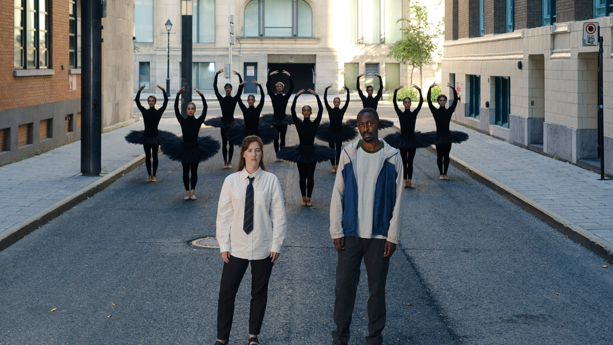 Florence Longpré (Suzanne Bien-Aimé) et Thomas Ngijol (Mortimer Vallant).
