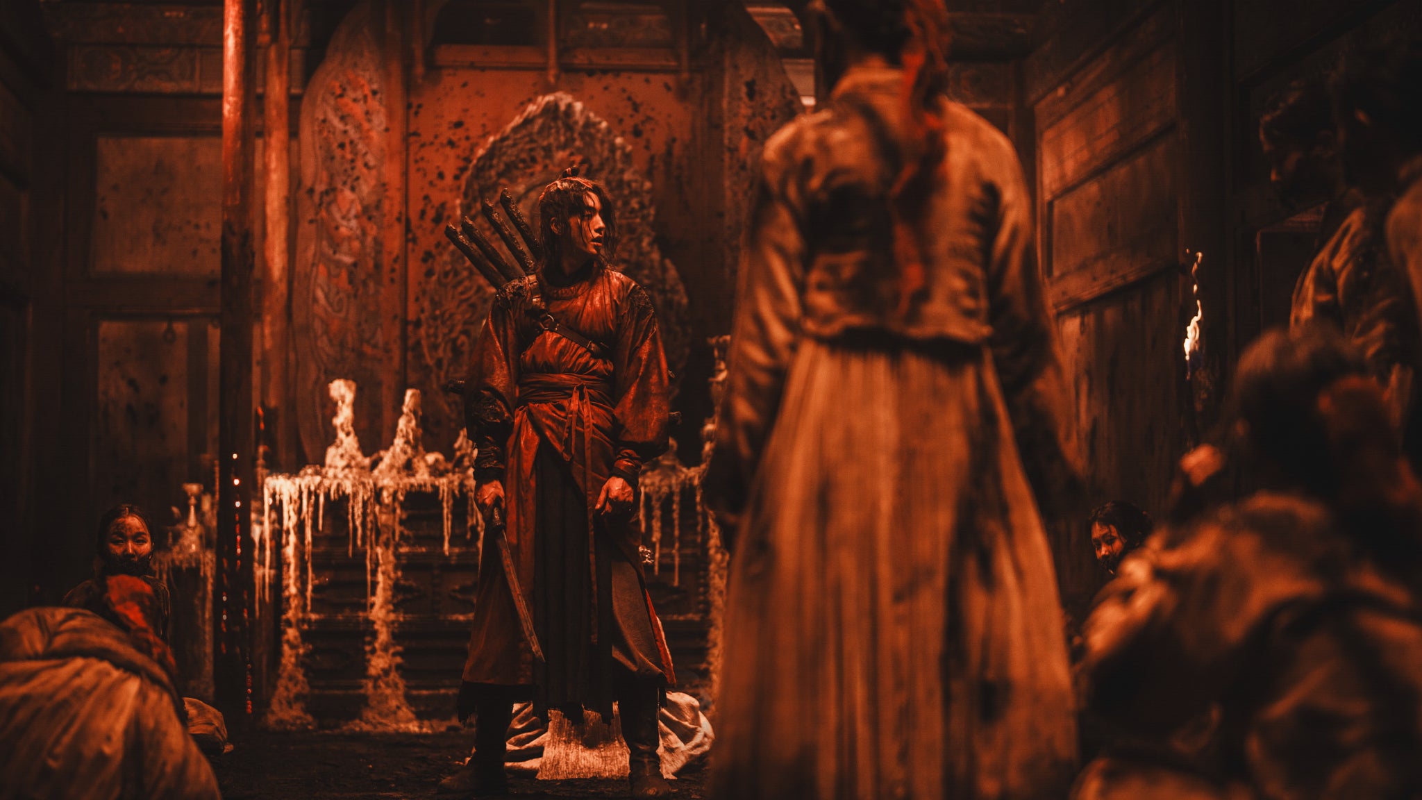 Découvrez une première image de la série "Le Palais de l'Est", prochainement sur Netflix. 