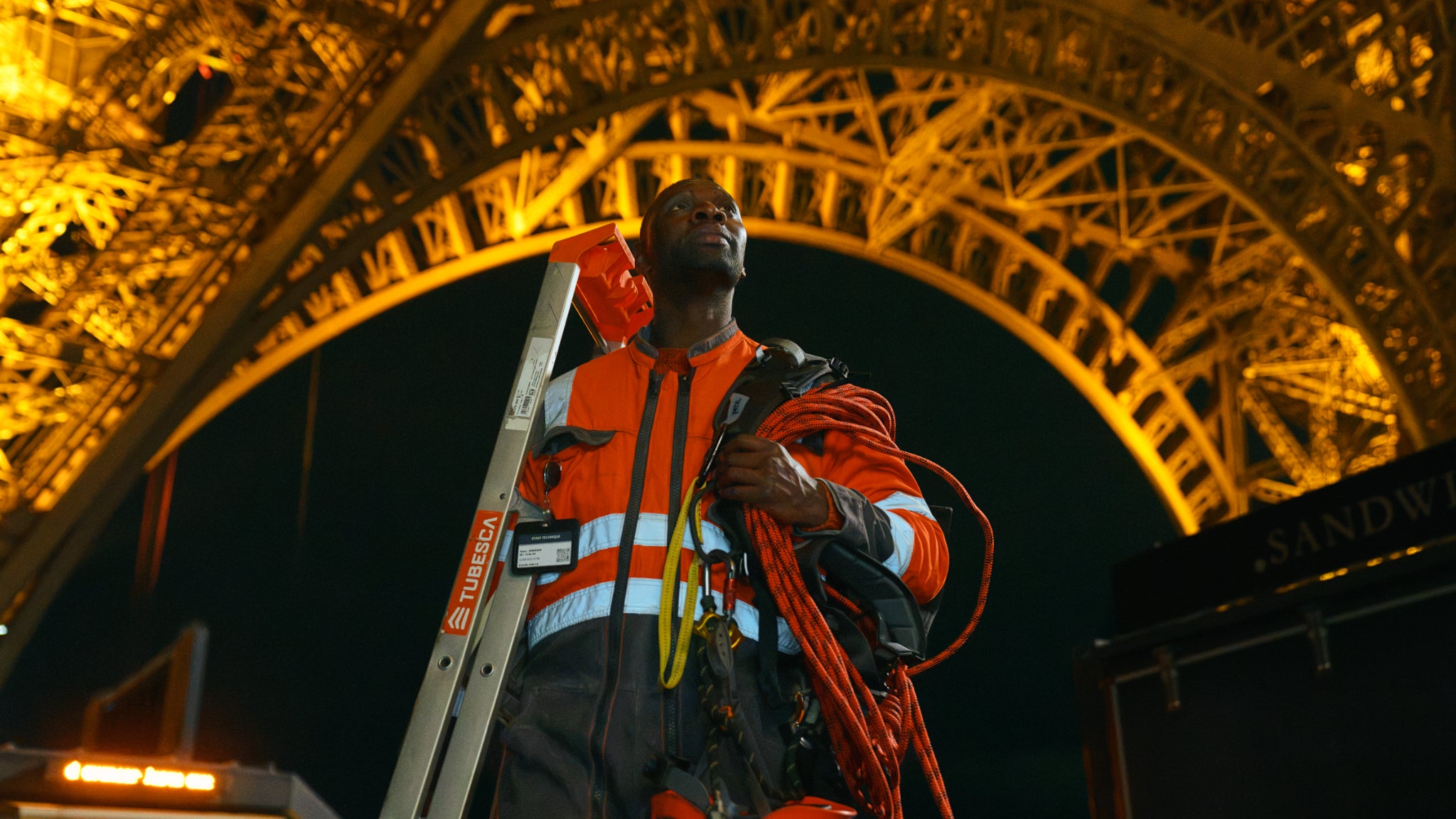 Omar Sy dans la saison 4 de Lupin. Omar Sy dans la saison 4 de Lupin.
