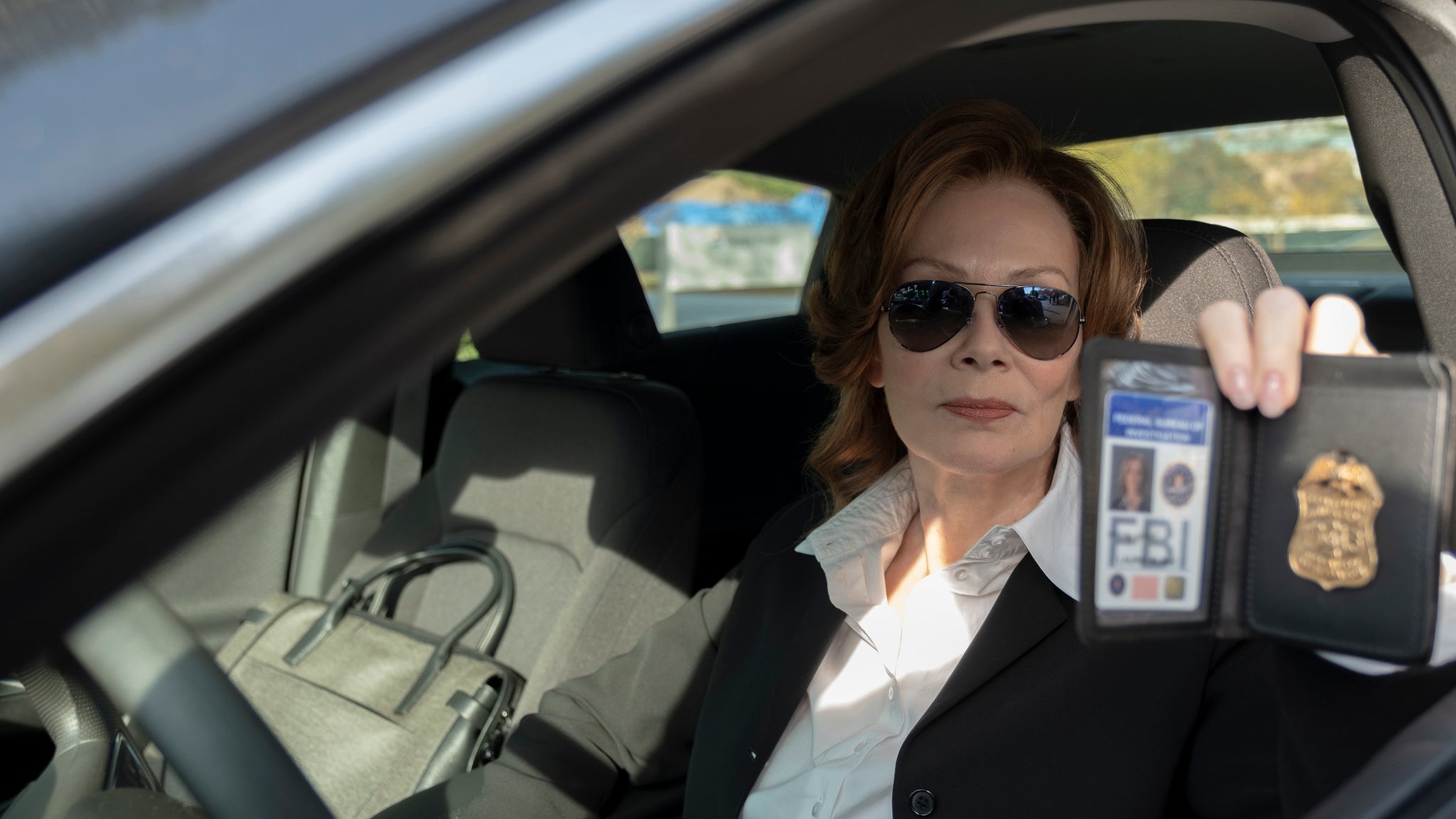 Jean Smart dans le rôle de Spectre Soyeux II dans la série Watchmen. Jean Smart dans le rôle de Spectre Soyeux II dans la série Watchmen.