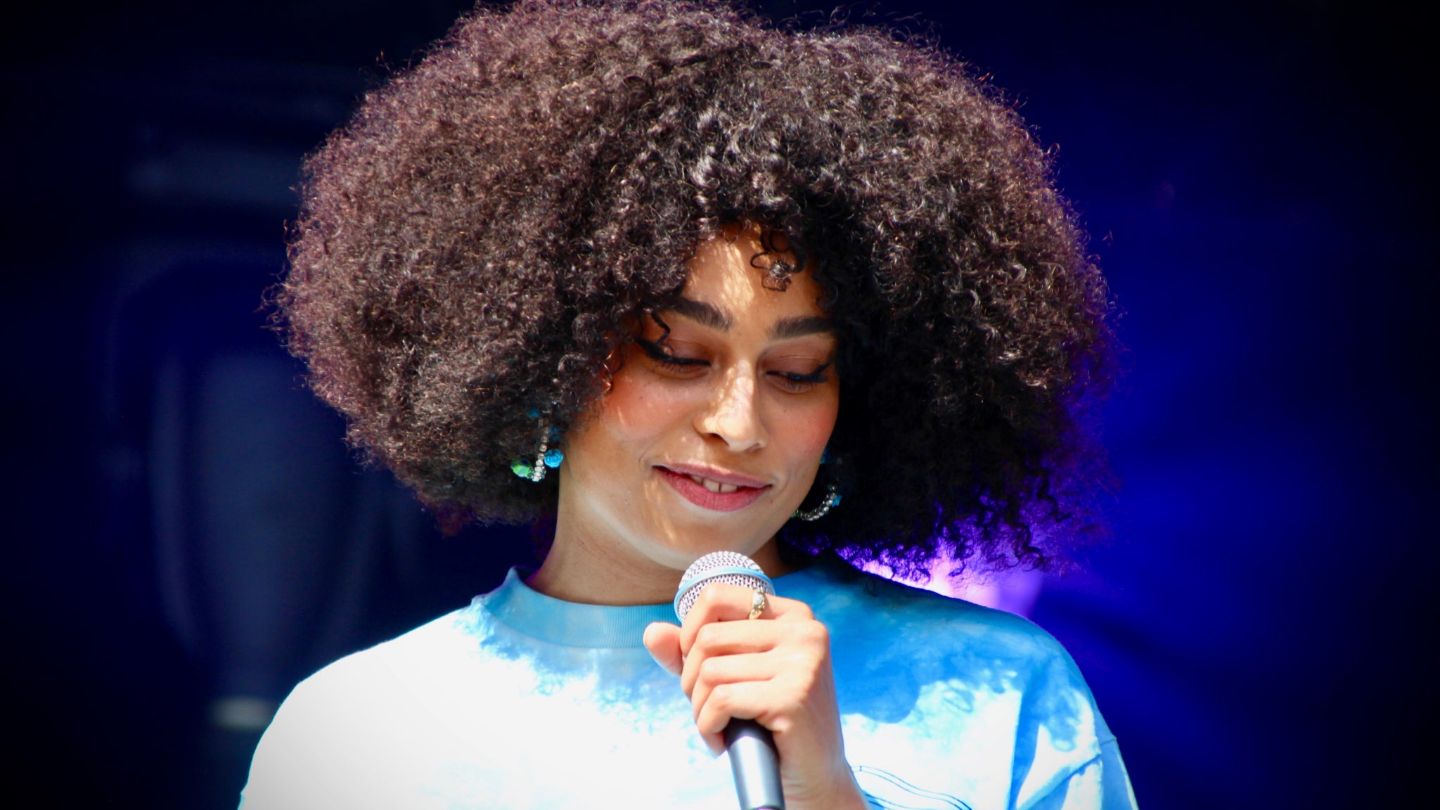 Timide, mais dotée d'un vrai talent naturel, Celeste a charmé le public de Rock en Seine, ce samedi 24 août 2019.