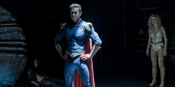 Homelander et Stella vont bientôt découvrir Blue Hawk dans la saison 3 de The Boys