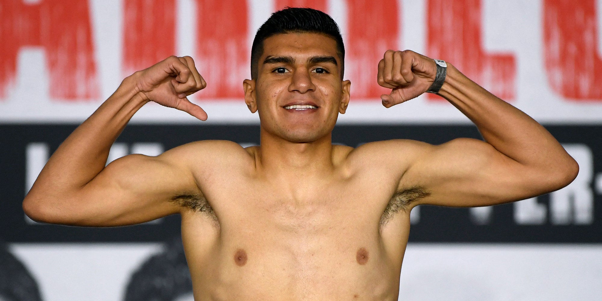 Jesus Alejandro Ramos lors de la pesée avant son combat contre Javier Molina, le 30 avril 2021 à Los Angeles, États-Unis