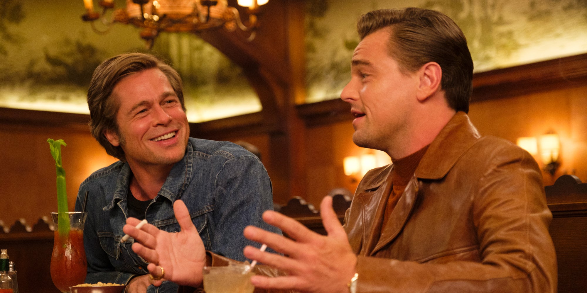 Brad Pitt et Leonardo DiCaprio à l'affiche de Once Upon A Time in Hollywood de Quentin Tarantino, en avril sur OCS