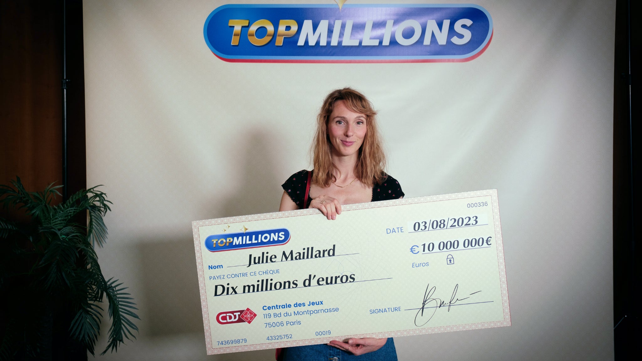 Pauline Clément incarnant Julie Maillard dans ''Heureux Gagnants'', à voir dès aujourd'hui au cinéma. Pauline Clément incarnant Julie Maillard dans ''Heureux Gagnants'', à voir dès aujourd'hui au cinéma.