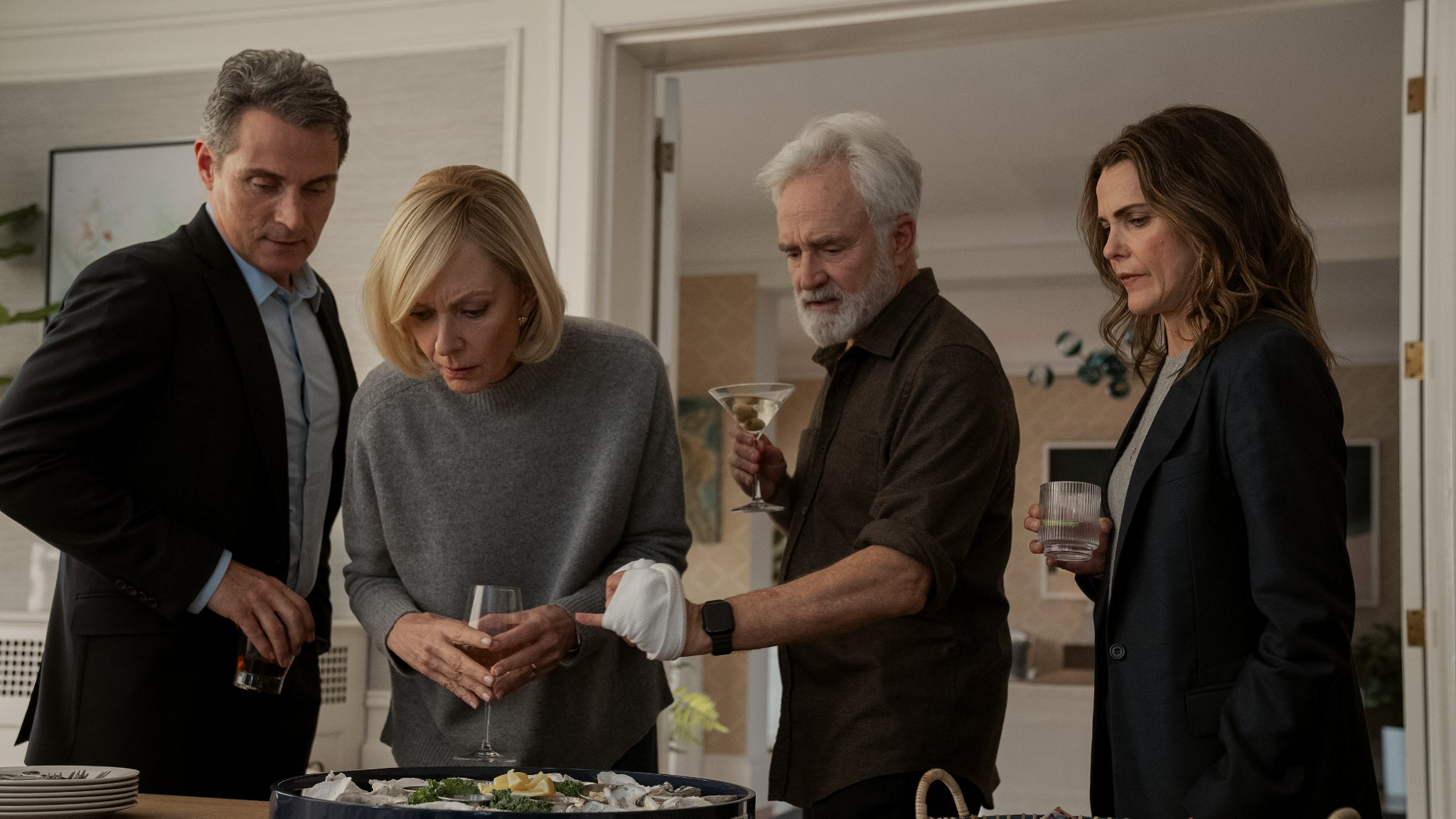 Un premier aperçu de la saison 3 de "La Diplomate", et plus précisément du 6e épisode. 