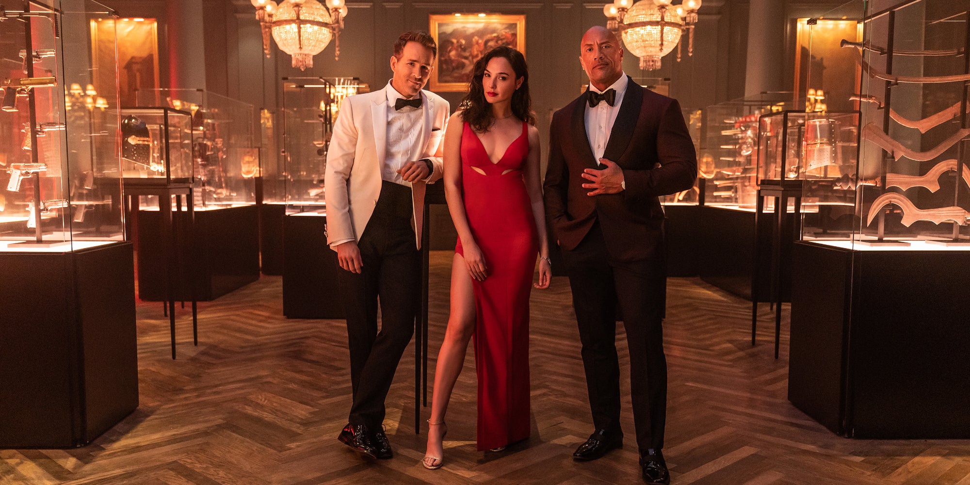 Ryan Reynolds, Gal Gadot et Dwayne Johnson dans Red Notice, en novembre sur Netflix