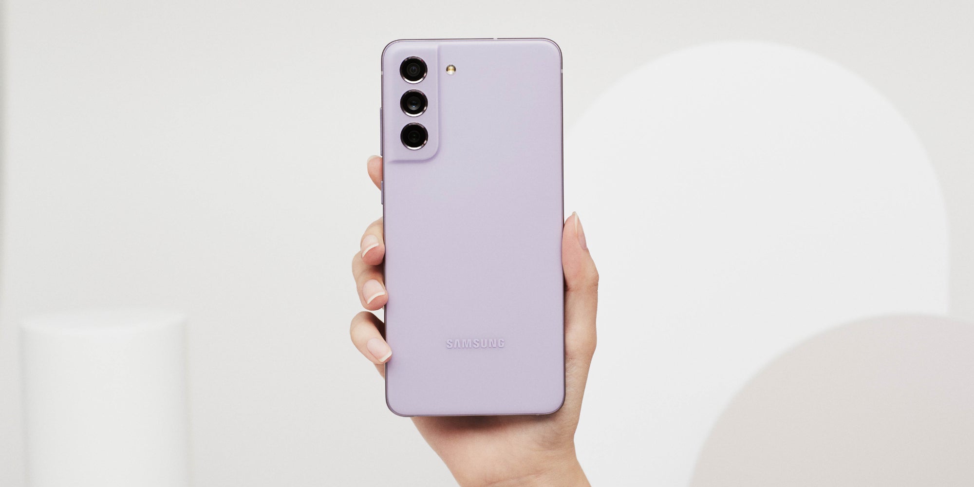 Le Samsung Galaxy S21 FE est en ce moment disponible à 1€ chez SFR