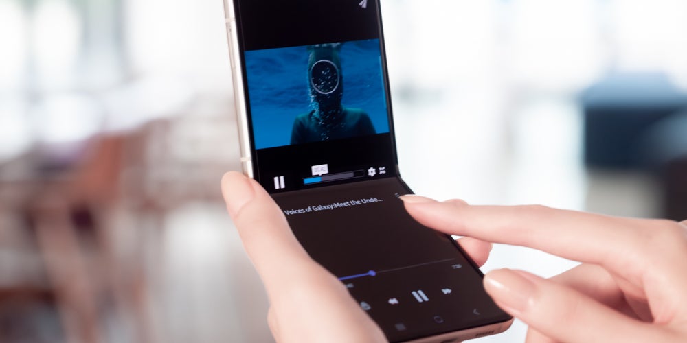 Le Galaxy Z Flip3 5G au design de poudrier