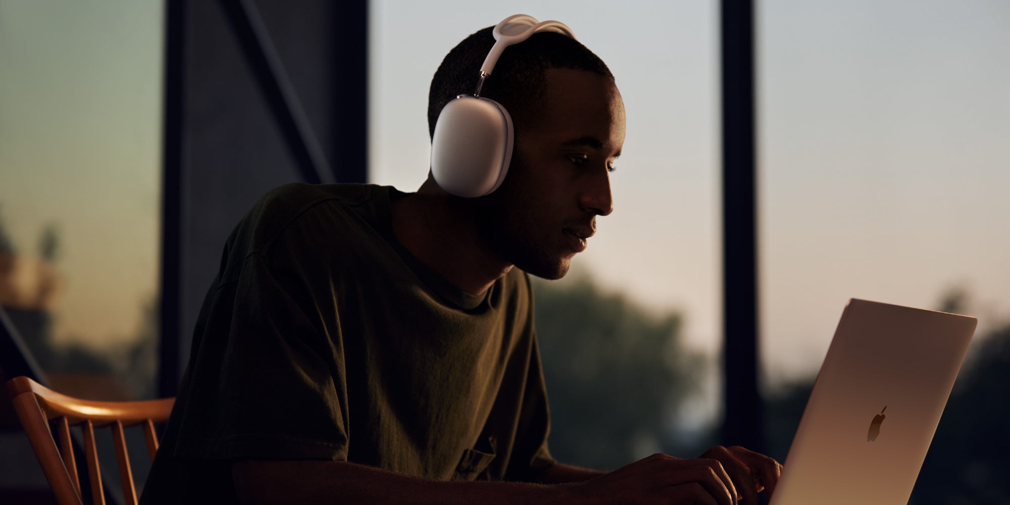 Les AirPods max d'Apple font partie des meilleurs casques audio de 2021