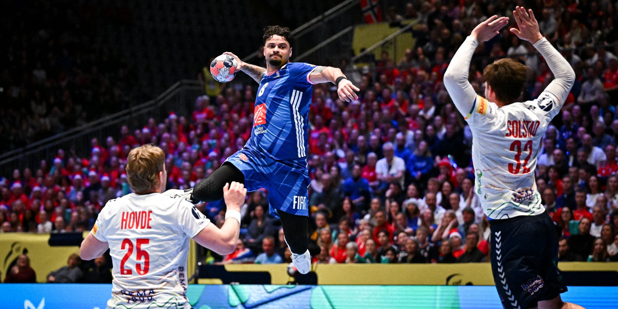 L'arrière Elohim Prandi lors du match entre la France et la Norvège, le 19 janvier 2026 à la Unity Arena d’Oslo.