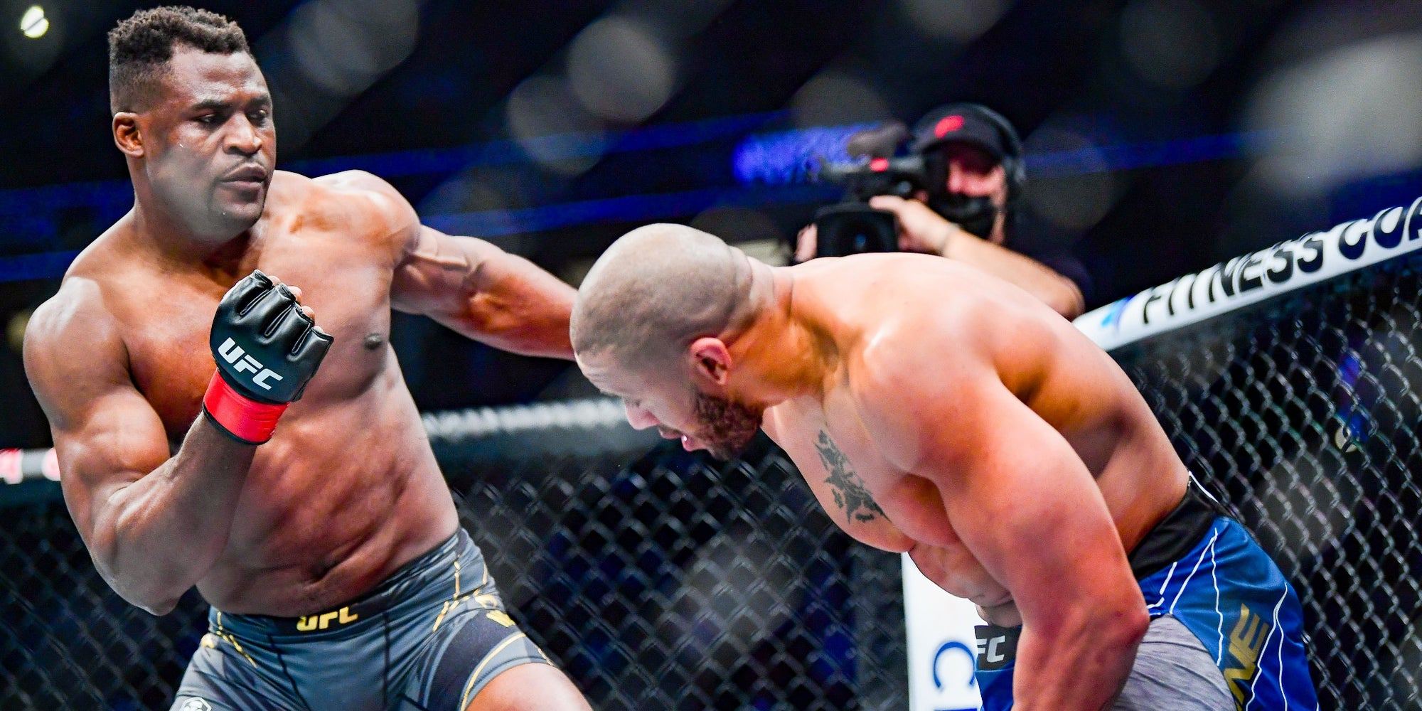 Francis Ngannou lors de son dernier combat face à Ciryl Gane pour l'UFC 270 au Honda Center d'Anaheim (États-Unis), le 22 janvier 2023.
