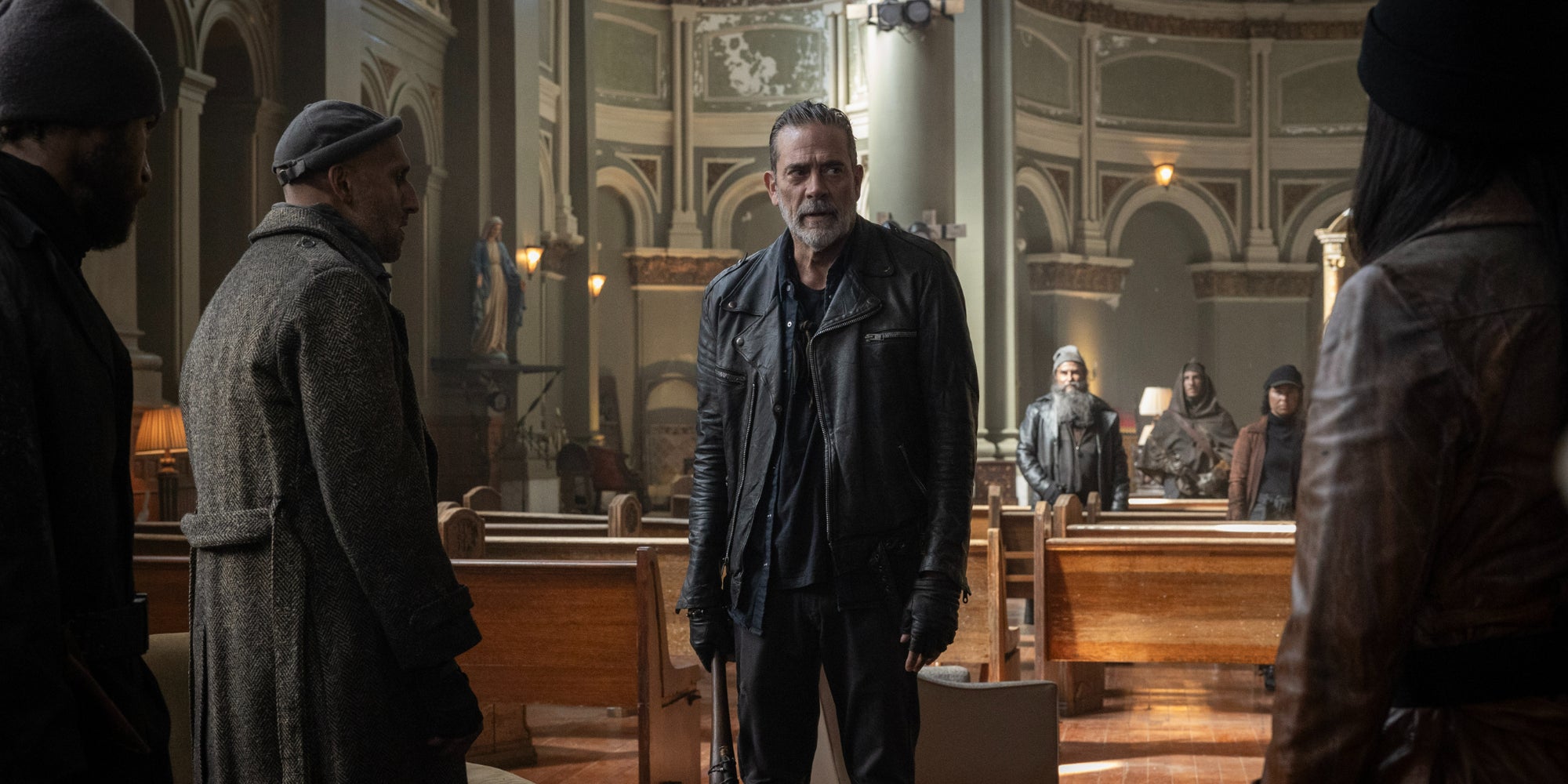 Jeffrey Dean Morgan (Negan) dans la saison 2 de ''The Walking Dead: Dead City''.