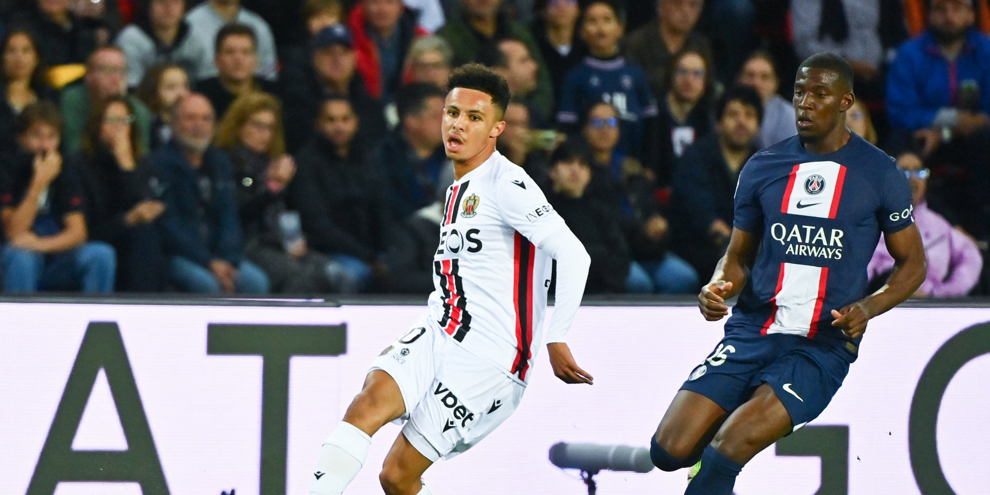 Sofiane Diop et Nordi Mukiele lors du match de Ligue 1 PSG - OGC Nice, au Parc des Princes à Paris, le 1er octobre 2022.