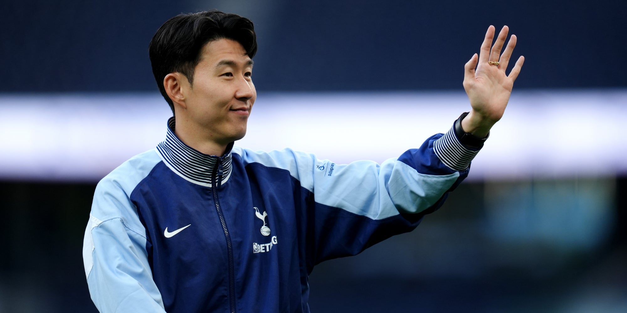 Heung-min Son avant un match entre Tottenham et Brighton, le 25 mai 2025 au Tottenham Hotspur Stadium de Londres.