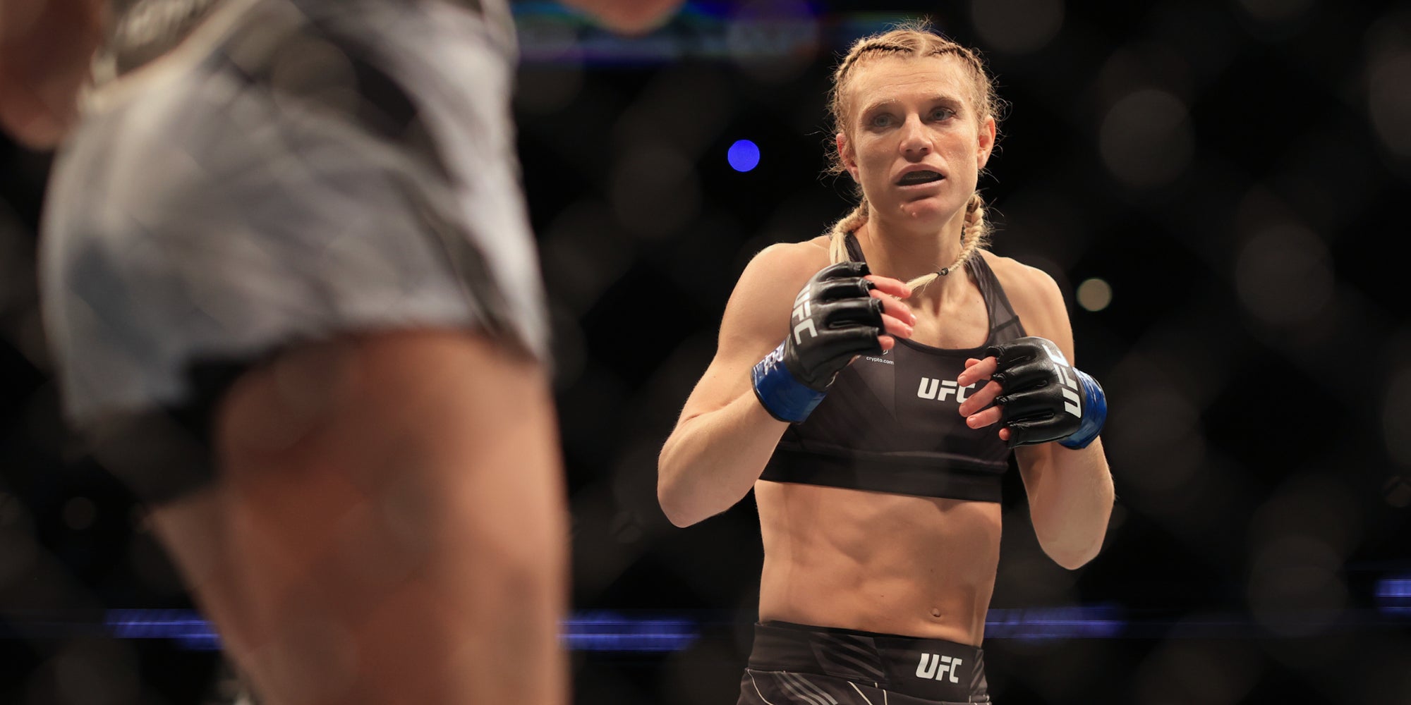 Manon Fiorot face à Jennifer Maia lors de l'UFC Fight Night, le 26 mars 2022 à Columbus, Ohio