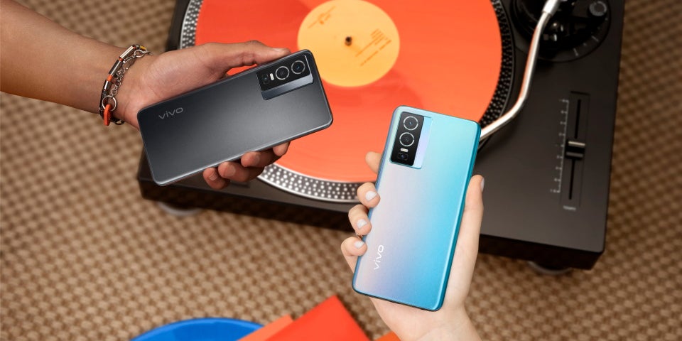 Le vivo Y76 5G est disponible sur la boutique en ligne de SFR