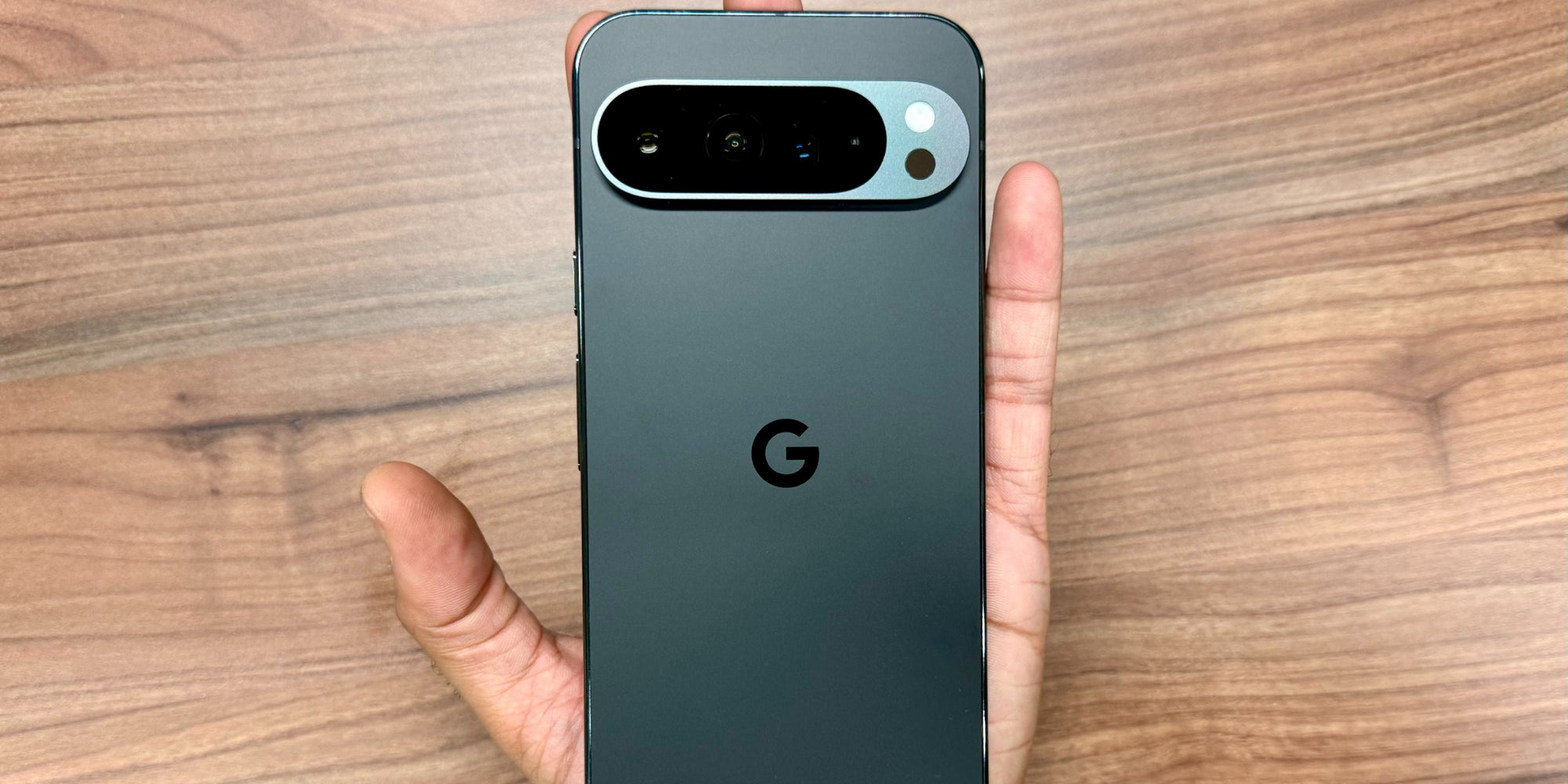 Comme sur le Google Pixel 9 Pro XL (en photo), de nombreux smartphones Android devraient bientôt bénéficier de 7 ans de mises à jour.