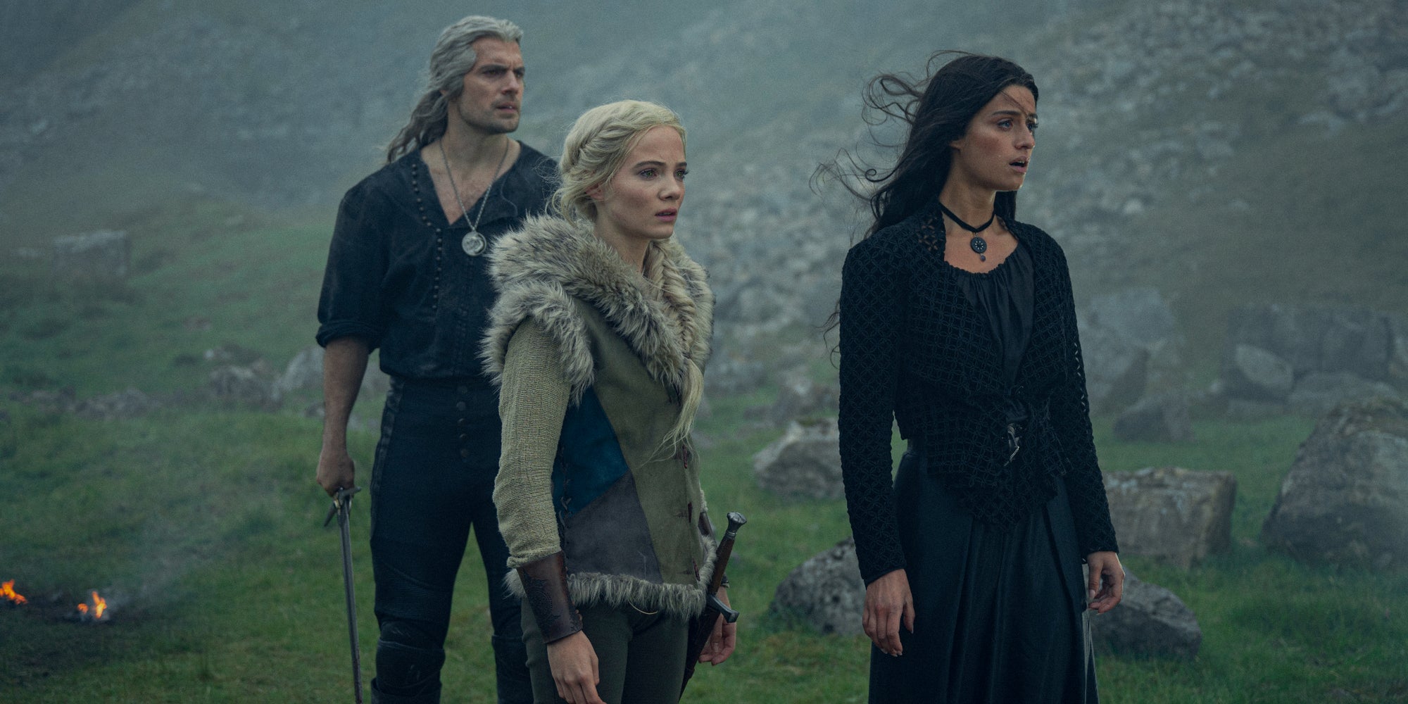 Geralt de Riv (Henry Cavill), Ciri (Freya Allan) et Yennefer (Anya Chalotra) sont de retour dans "The Witcher".