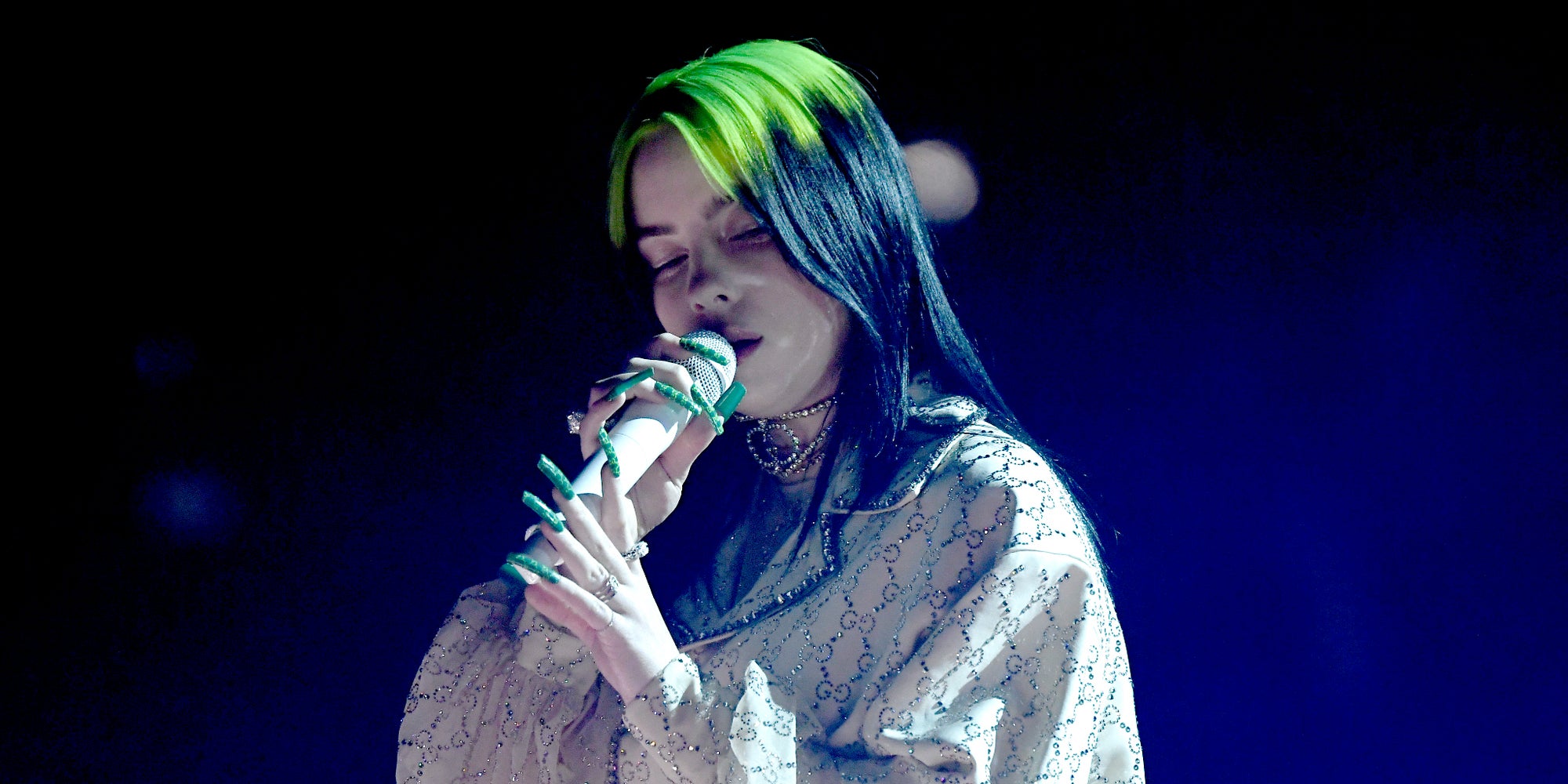Billie Eilish sur la scène des 62èmes Grammy Awards, au Staples Center de Los Angeles, le 26 janvier 2020.