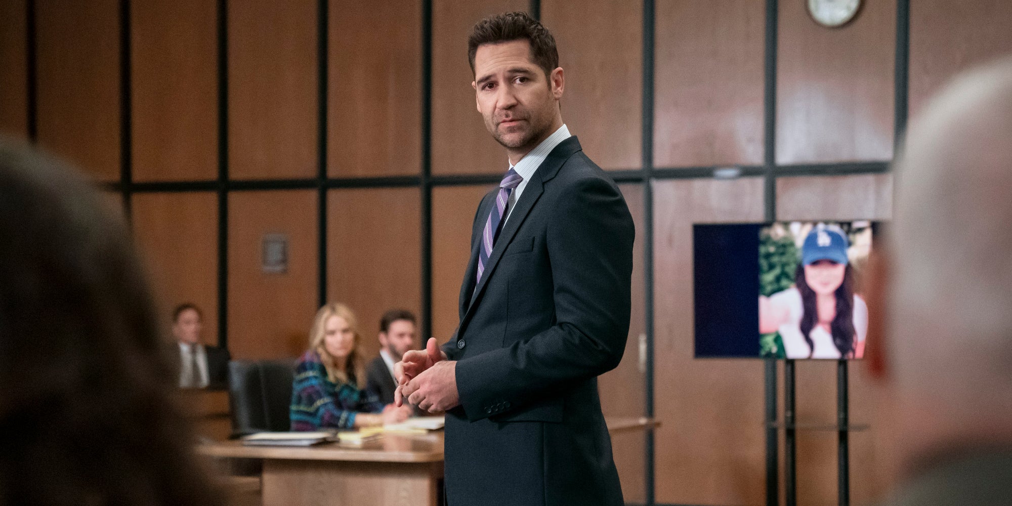 La saison 3 de "La Défense Lincoln" nous plonge au coeur de l'affaire de Julian La Cosse qui sera défendu par Mickey Haller et Lorna Crane.