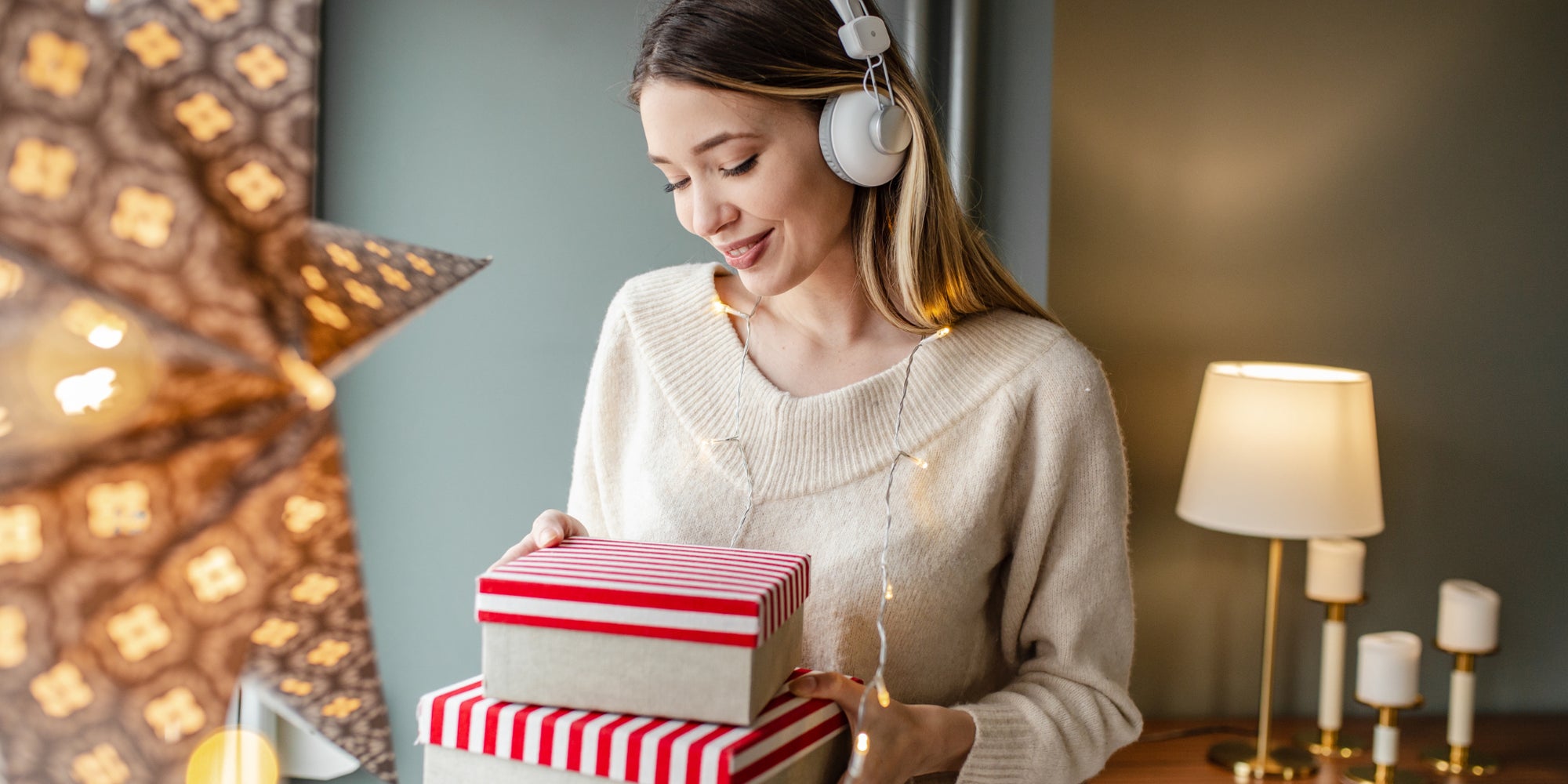 Découvrez notre sélection d'accessoires audio à offrir pour Noël.