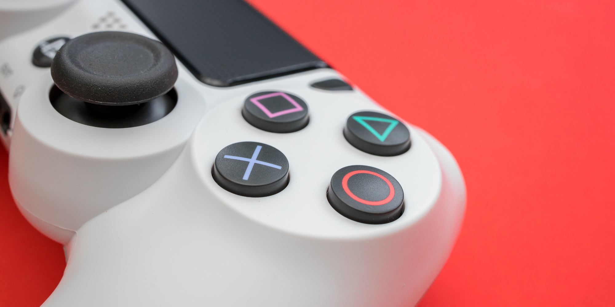 La PlayStation 4 permet à Sony de se glisser en tête des ventes.