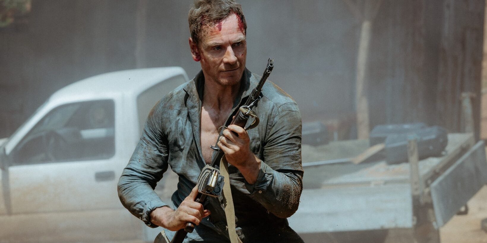Michael Fassbender dans la série "The Agency".