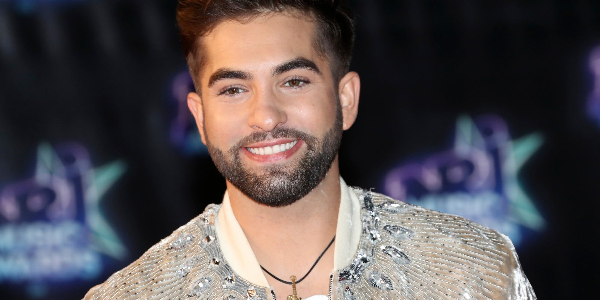 Le chanteur Kendji Girac sur le tapis rouge des NRJ Music Awards en 2016.