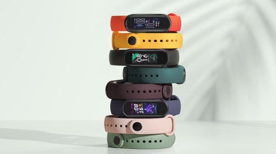 Des bracelets Mi Smart Band 5, il y en a pour tous les goûts !