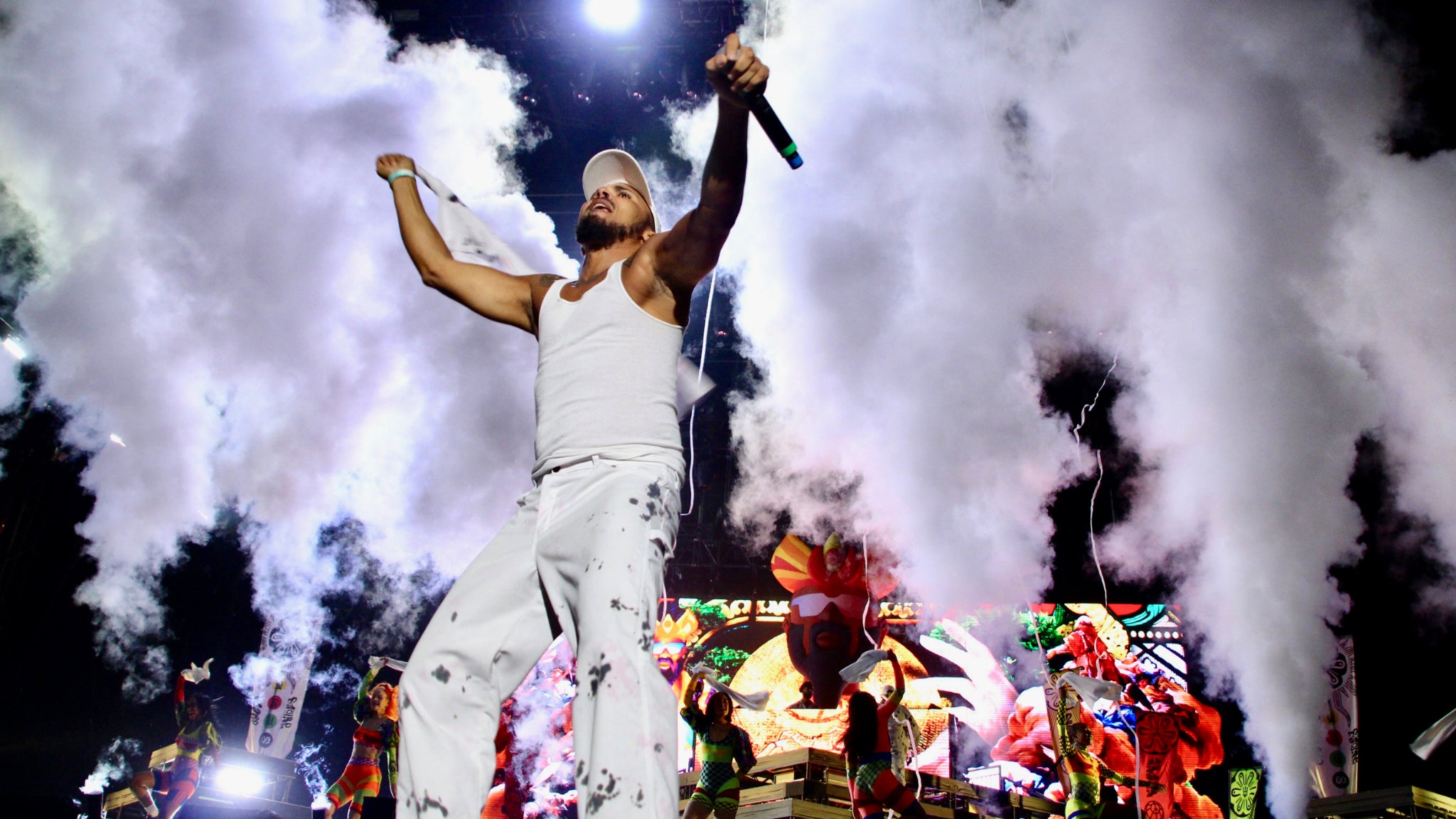 Major Lazer a annoncé la couleur dès la toute première seconde de son set : un son et une mise en scène survoltés !