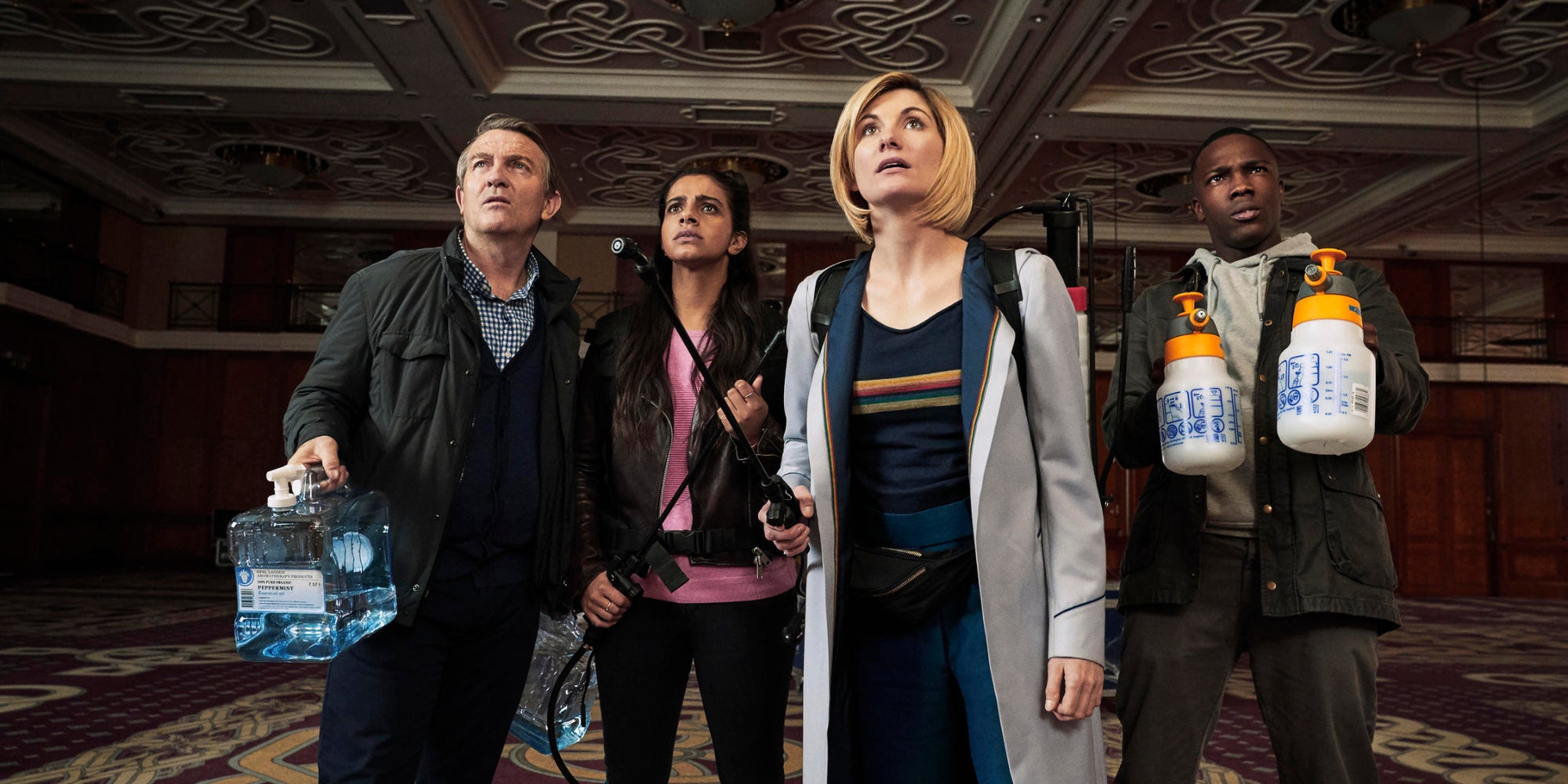 Le Docteur (Jodie Whittaker) et ses compagnons dans la saison 11 de Doctor Who.