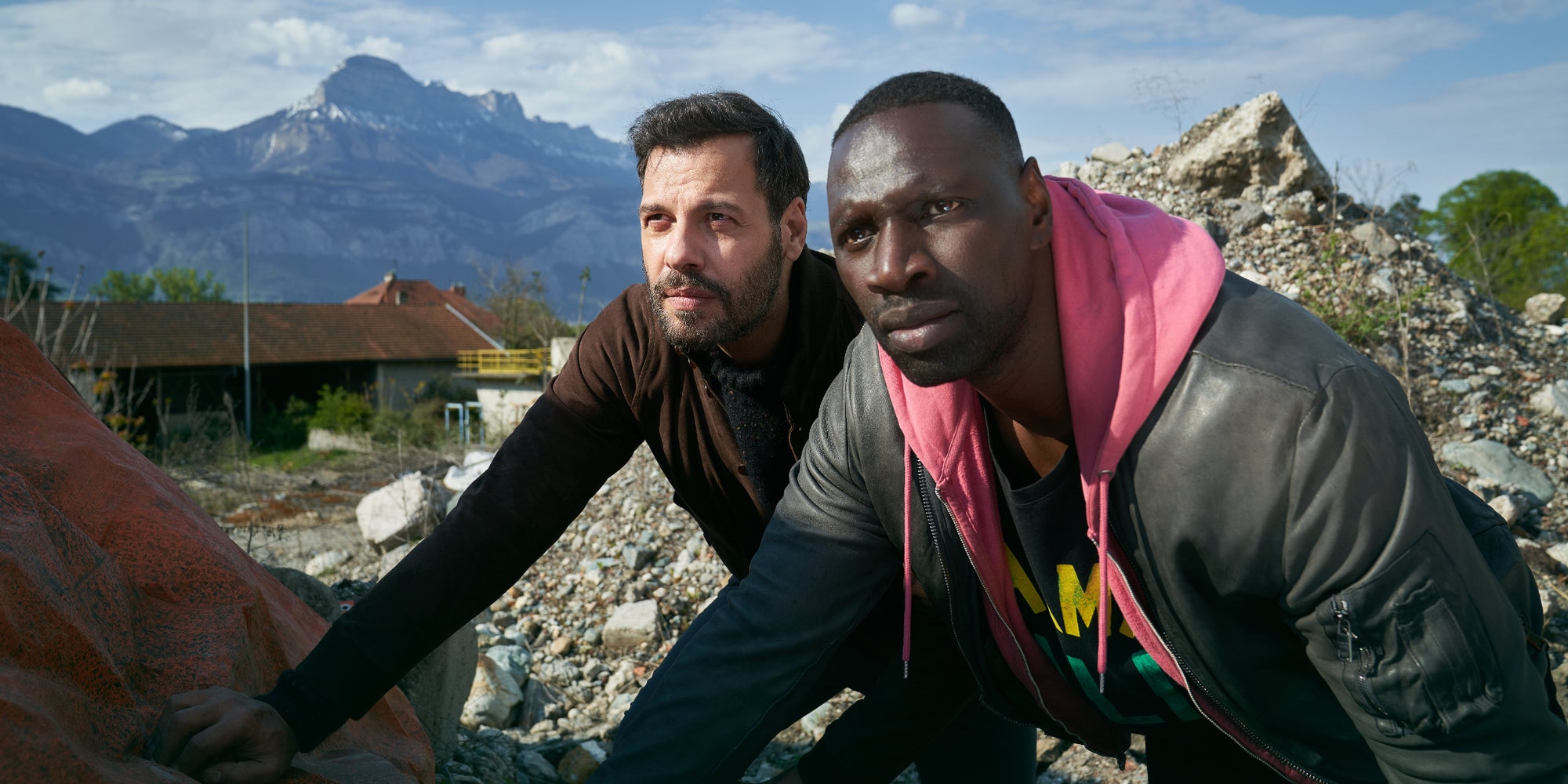 Laurent Laffitte et Omar Sy seront de retour dans "Loin du périph", la suite de "De l'autre côté du périph", à découvrir bientôt en exclusivité sur la plateforme.