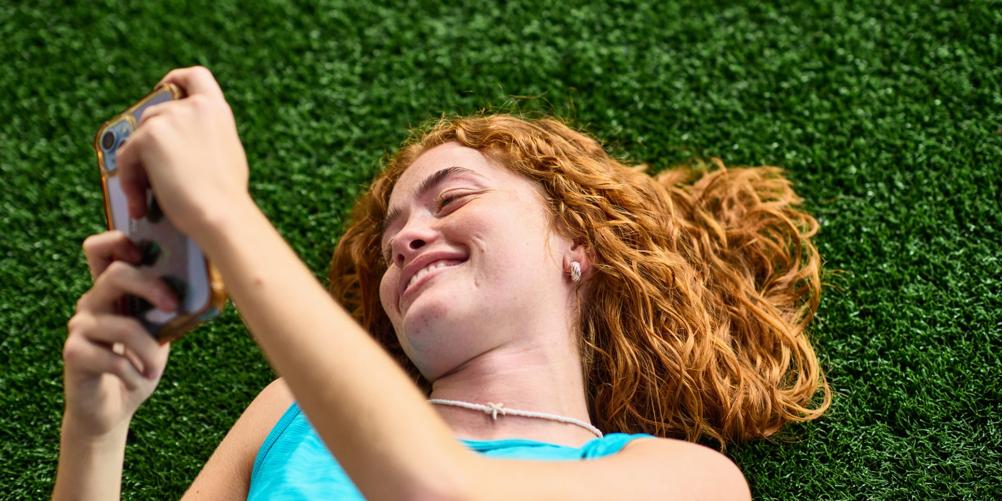 Pendant les Semaines du développement durable, profitez d'un Bonus reprise allant jusqu'à 100€ sur une sélection de smartphones reconditionnés.