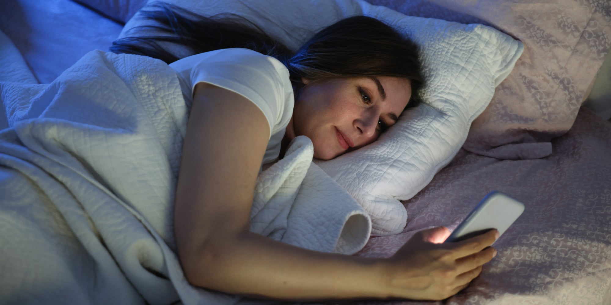 On vous dit à quelle heure vous devriez couper votre smartphone pour un sommeil parfait.