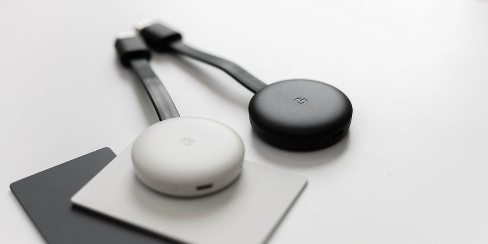 Le Google Chromecast est proposé dans sa version noir "Charbon" sur la boutique SFR.