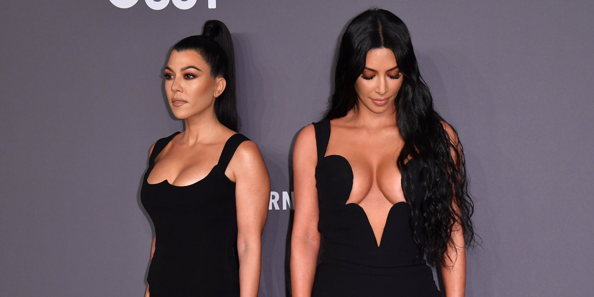 Kourtney et Kim Kardashian à New York pour le gala amfAR, le 6 février 2019