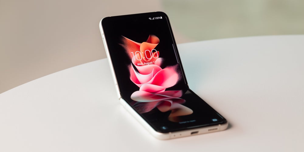 Le Samsung Galaxy Z Flip3, grande star des smartphones pliables en 2021.