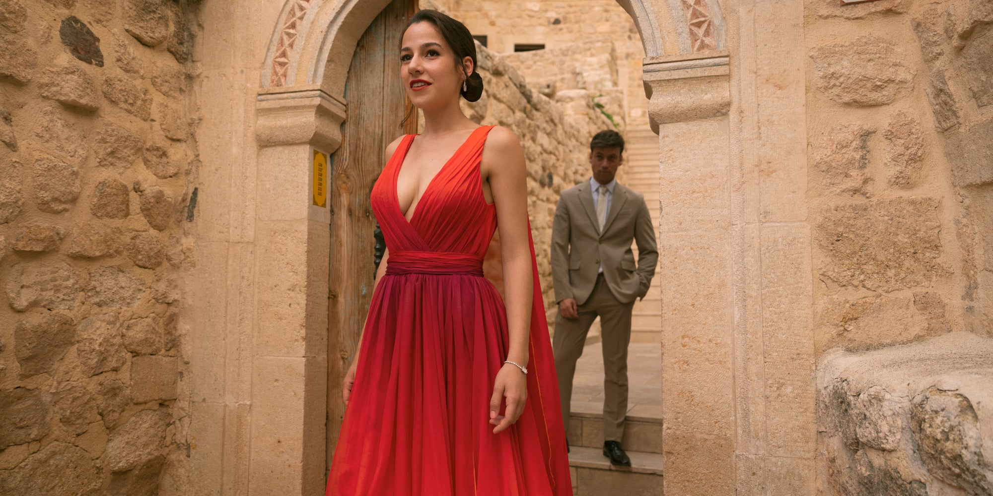 Beritan Balci et Alperen Sahin sont à l'affiche de la comédie romantique germano-turque "Peut-être pour la vie" sur Netflix. 
