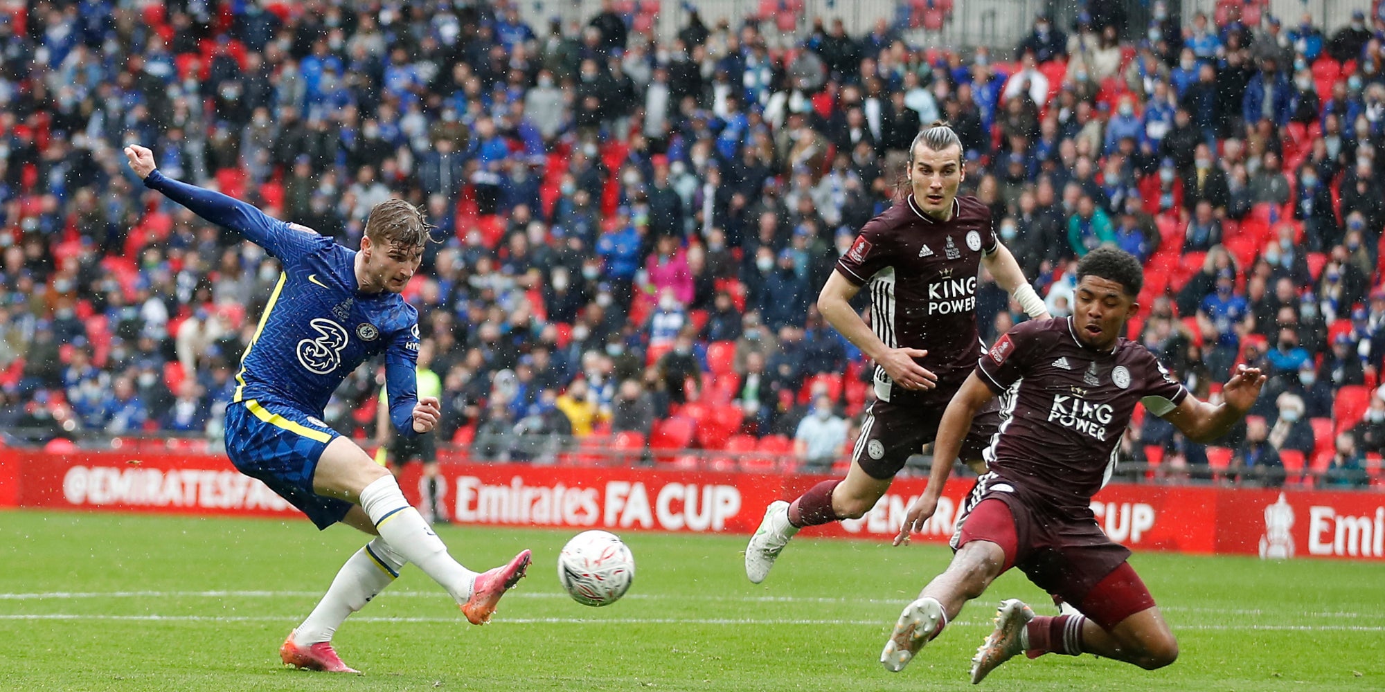 Werner face à la défense des Foxes lors de la finale de FA Cup Chelsea-Leicester, le 15 mai 2021 à Wembley, Londres