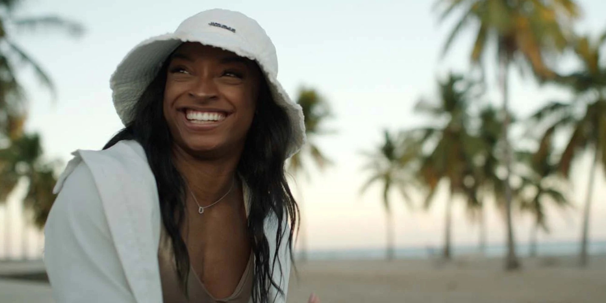 La célèbre gymnaste américaine raconte son parcours pendant et après sa dépression dans la série-documentaire Netflix "Le Nouvel essor de Simone Biles".