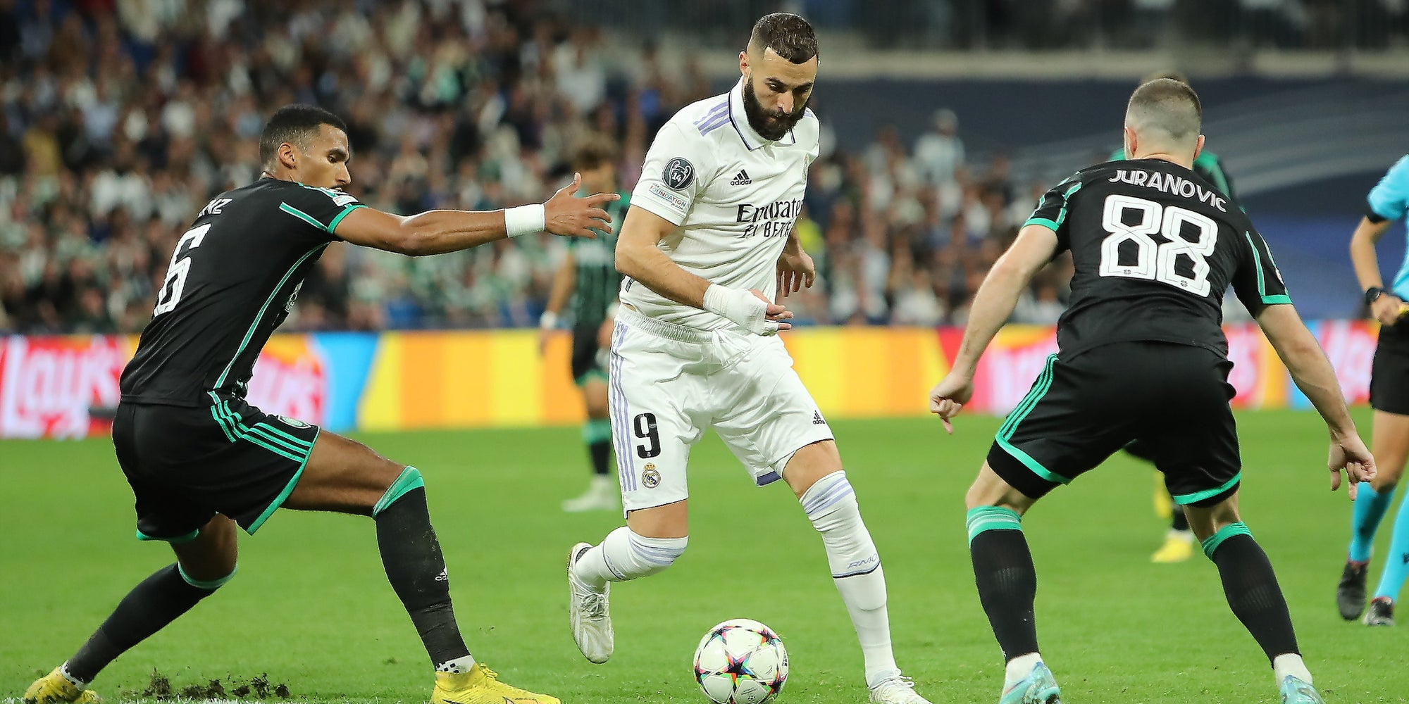 Le capitaine du Real Madrid Karim Benzema face au FC Celtic, au Santiago Bernabeu (Madrid), le 2 novembre 2022.