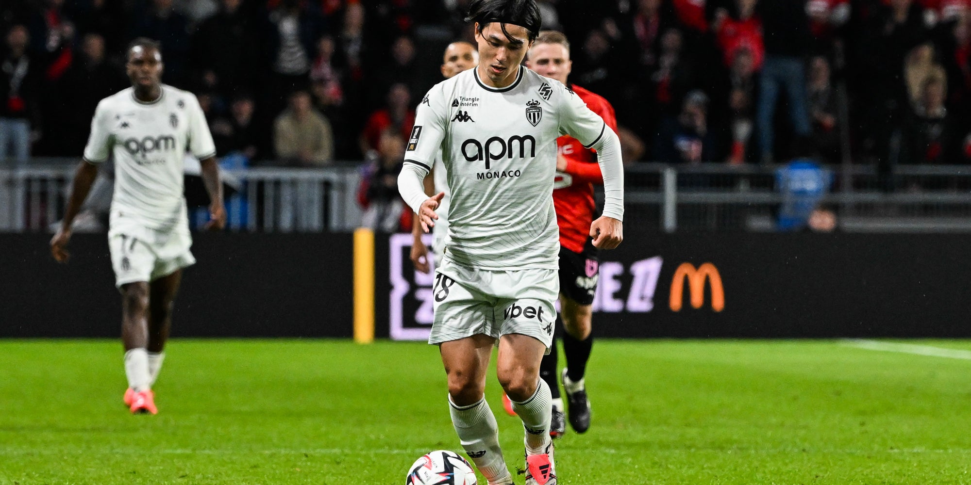 Takumi Minamino lors du match entre le Stade Rennais et l'AS Monaco, le 5 octobre au Roazhon Park (Rennes).