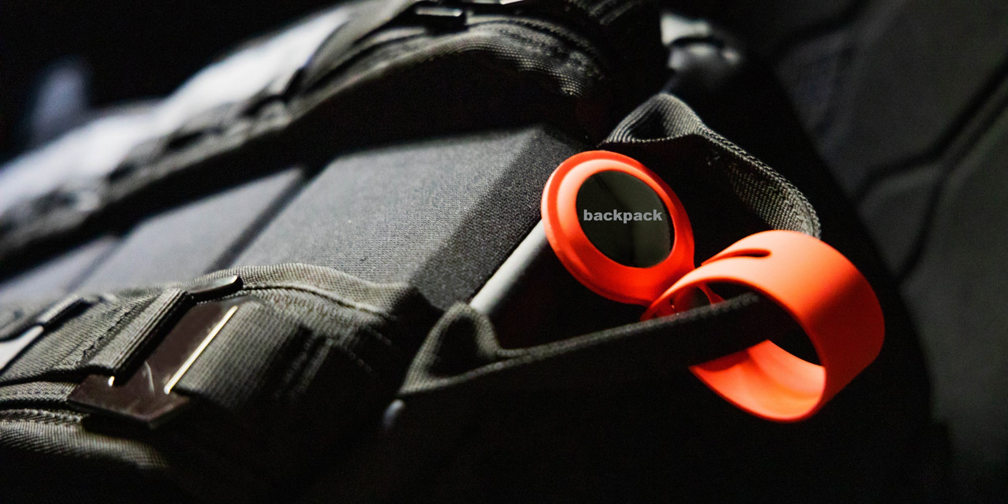 Tout comme le géant Apple, Google serait amené à sortir prochainement son premier tracker 