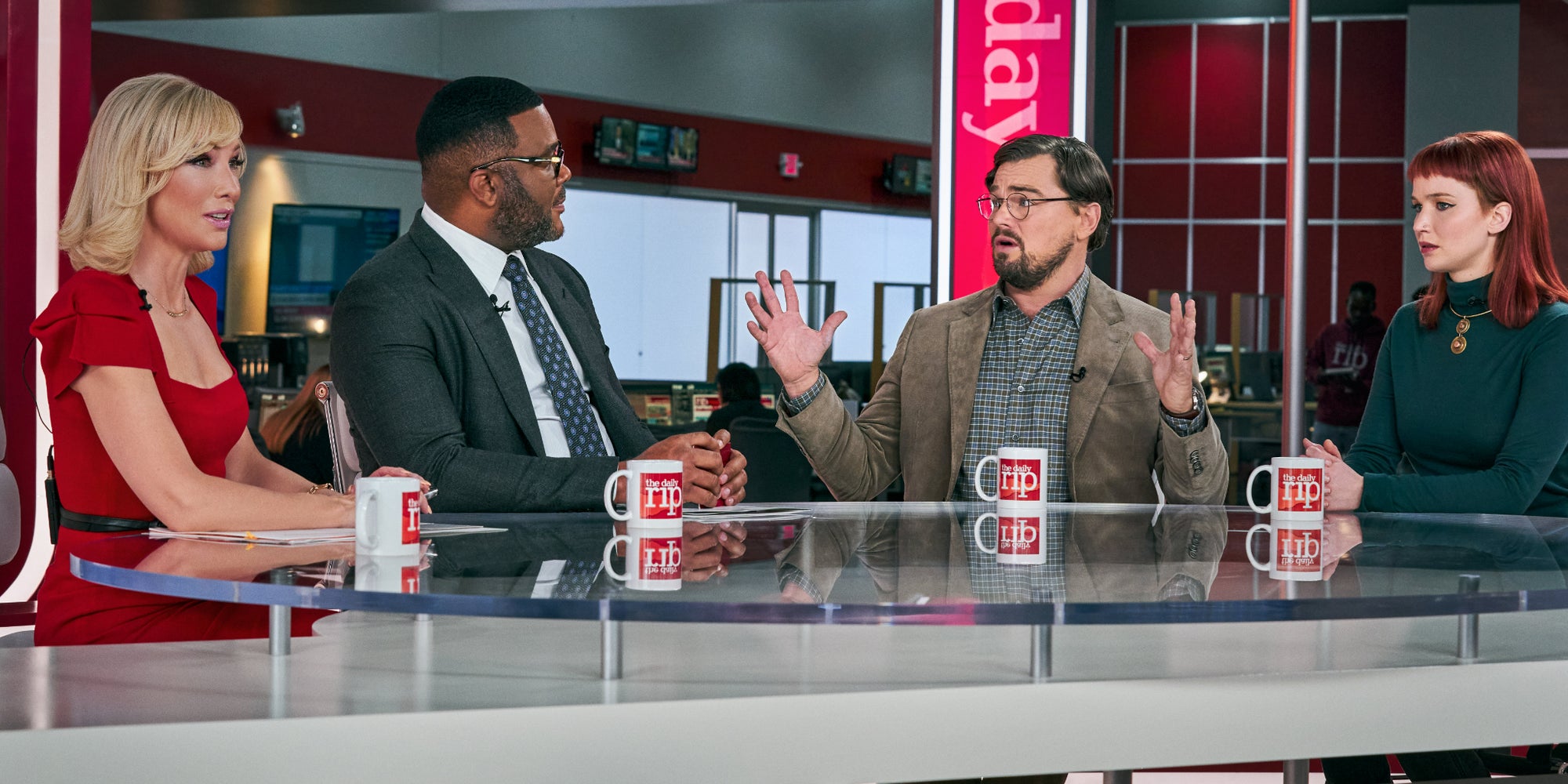 Cate Blanchett, Tyler Perry, Leonardo DiCaprio et Jennifer Lawrence dans Don't Look Up : Déni cosmique sur Netflix.