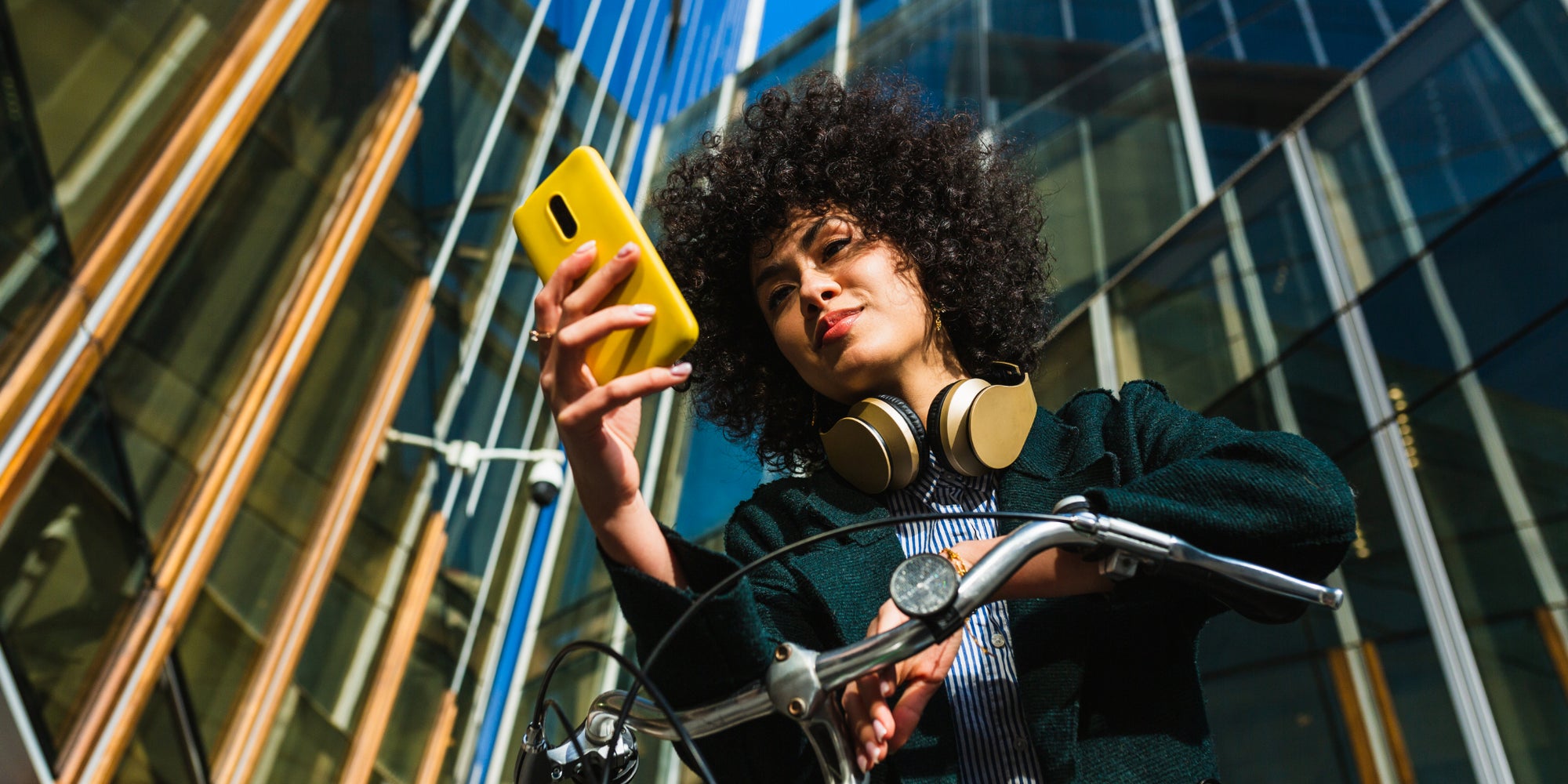 Découvrez les différences entre les forfaits avec et sans engagement de SFR ainsi que leurs avantages. 