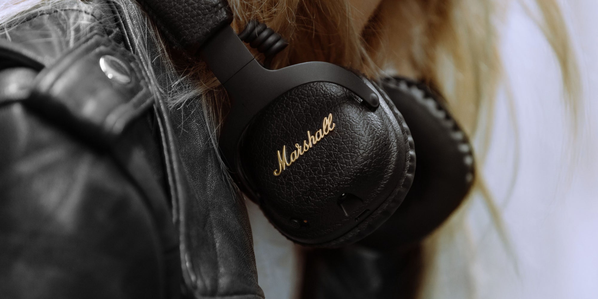 Élégance, qualité sonore, réduction de bruit active : le casque Marshall MID A.N.C. a tout pour lui !