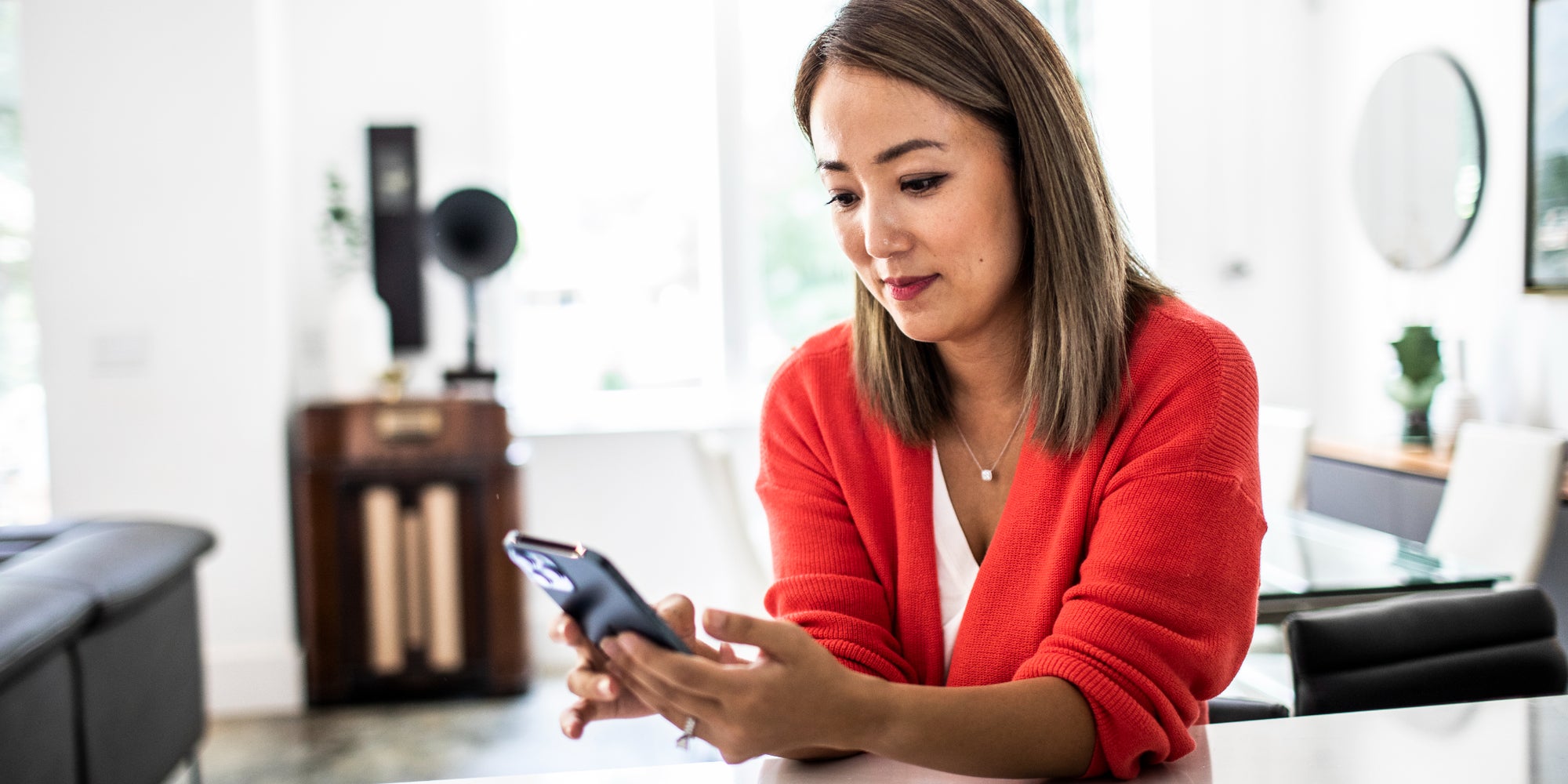 Grâce à la nouvelle mise à jour iOS 16, il est désormais possible de modifier un (i)Message jusqu'à 15 minutes après l'envoi.