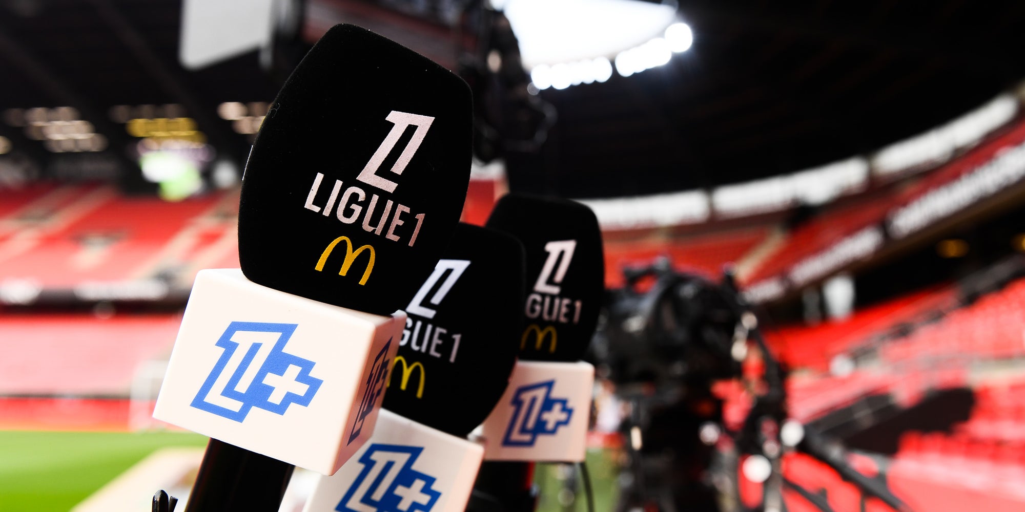 Illustration micro LIGUE 1+ avant le match de championnat entre Rennes et Marseille au Roazhon Park, le 15 août 2025. 